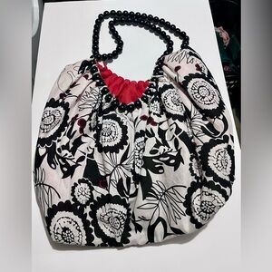 Chic Black and White Floral Shoulder Bag